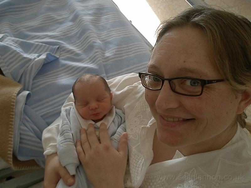 Loris Lennon (16-12-09) 003.jpg - OLYMPUS DIGITAL CAMERA         